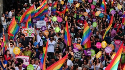 Haber | Direni LGBT Onur Haftasyla Devam Edecek!