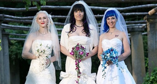 Haber | Dnyadaki ilk l lezbiyen evlilii