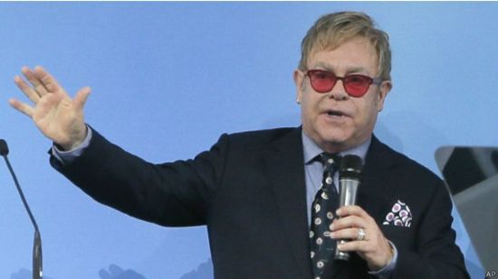 Haber | Elton John, Putin ile ecinsel haklarn grecek