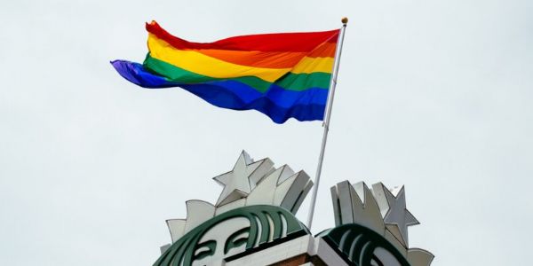 Haber | Starbuckstan Trans alanlarna Muhteem Destek!