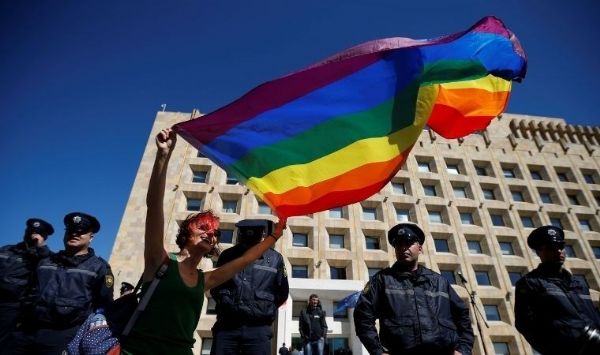 Grcistan`da LGBT propagandasn yasaklayan dzenleme parlamentoya sunuldu